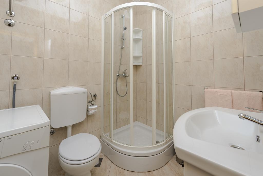 Apartment Riva ซัฟทัท ภายนอก รูปภาพ